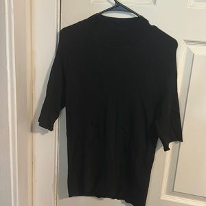 NWT Tahari lightweight sweater